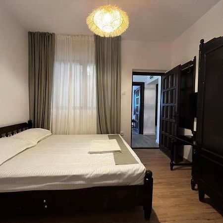 Hotel La Conac Nufaru Exteriér fotografie