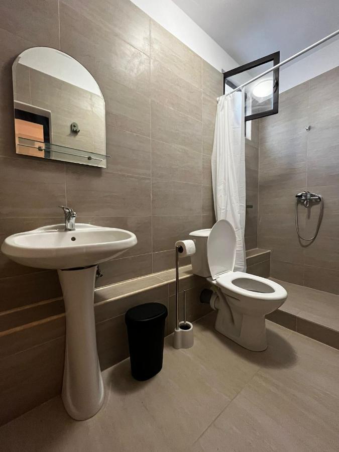 Hotel La Conac Nufaru Exteriér fotografie
