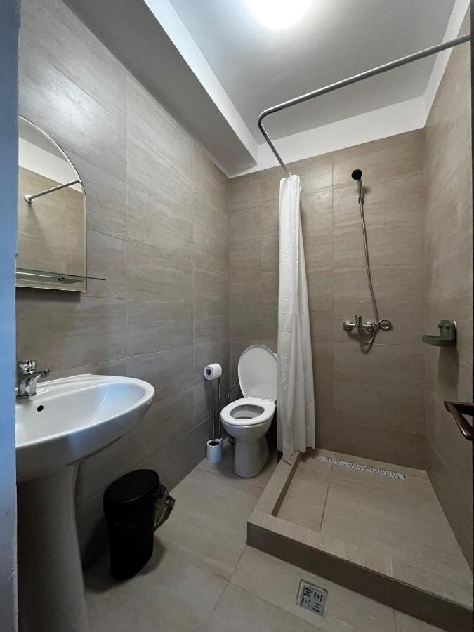 Hotel La Conac Nufaru Exteriér fotografie
